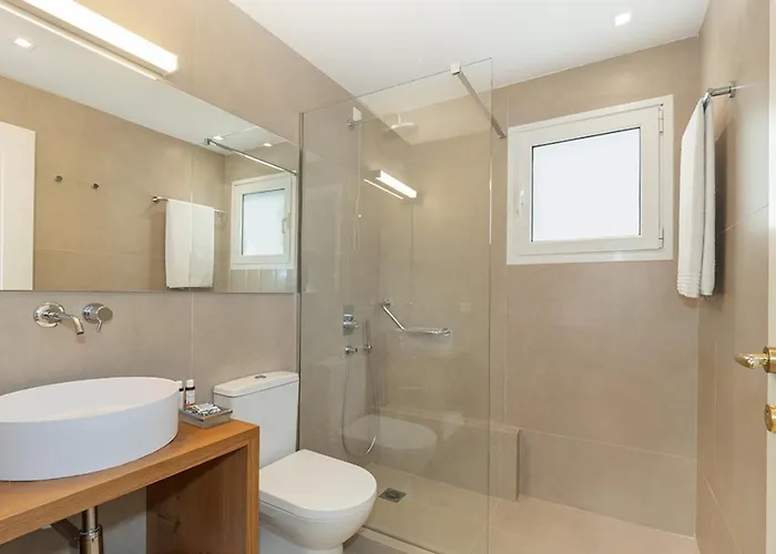 Bella Mare Hotel 4*