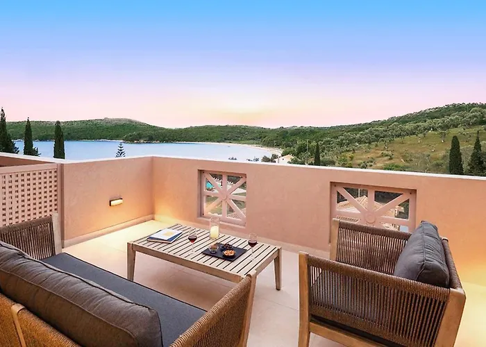 Bella Mare Hotel 4*