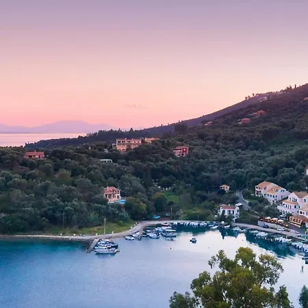 Отель Bella Mare 4*