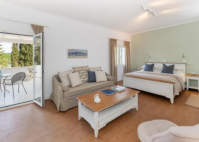 Bella Mare 4* Kassiopi